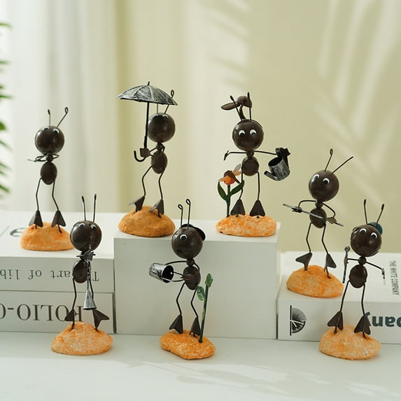 Delicate Beautiful Vivid Image Miniature Sculpture - Handmade Gifts - Iron Mini Reading Ant Decoration - Home Decor
