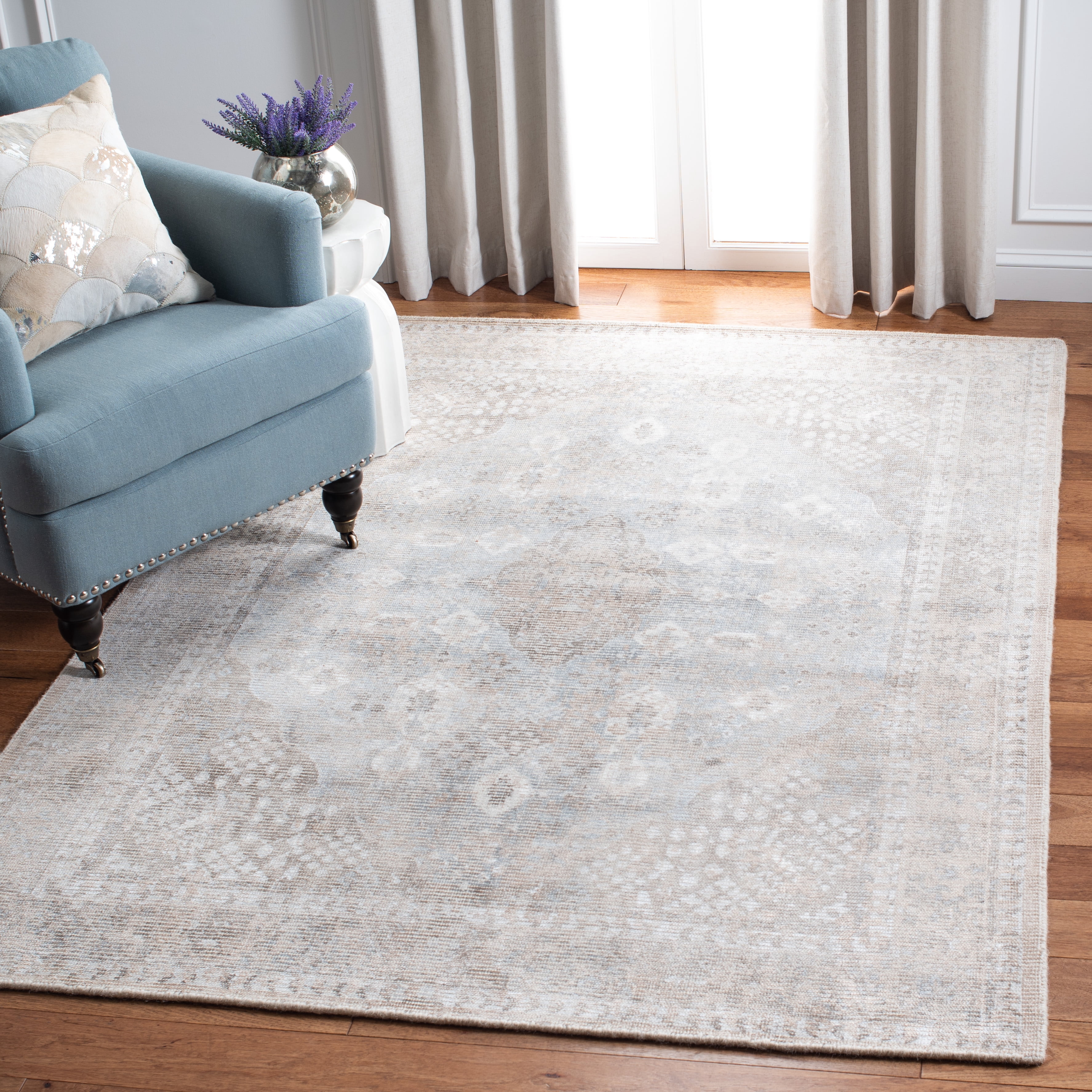 SAFAVIEH Restoration Vintage Edith Medallion Area Rug, Beige/Sand, 3' x 5'