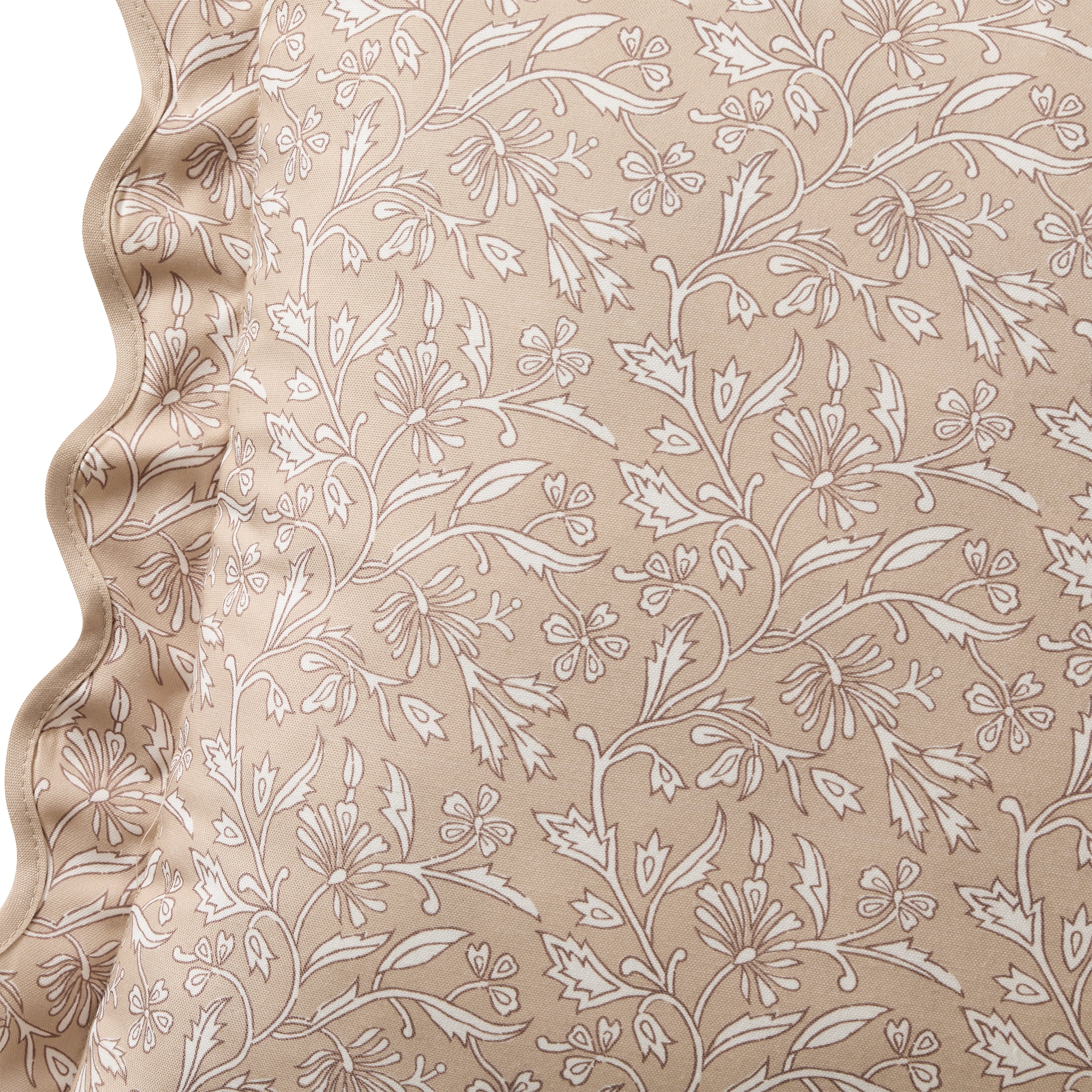 My Texas House Tan Floral Scallop 18" x 18" Outdoor Pillow