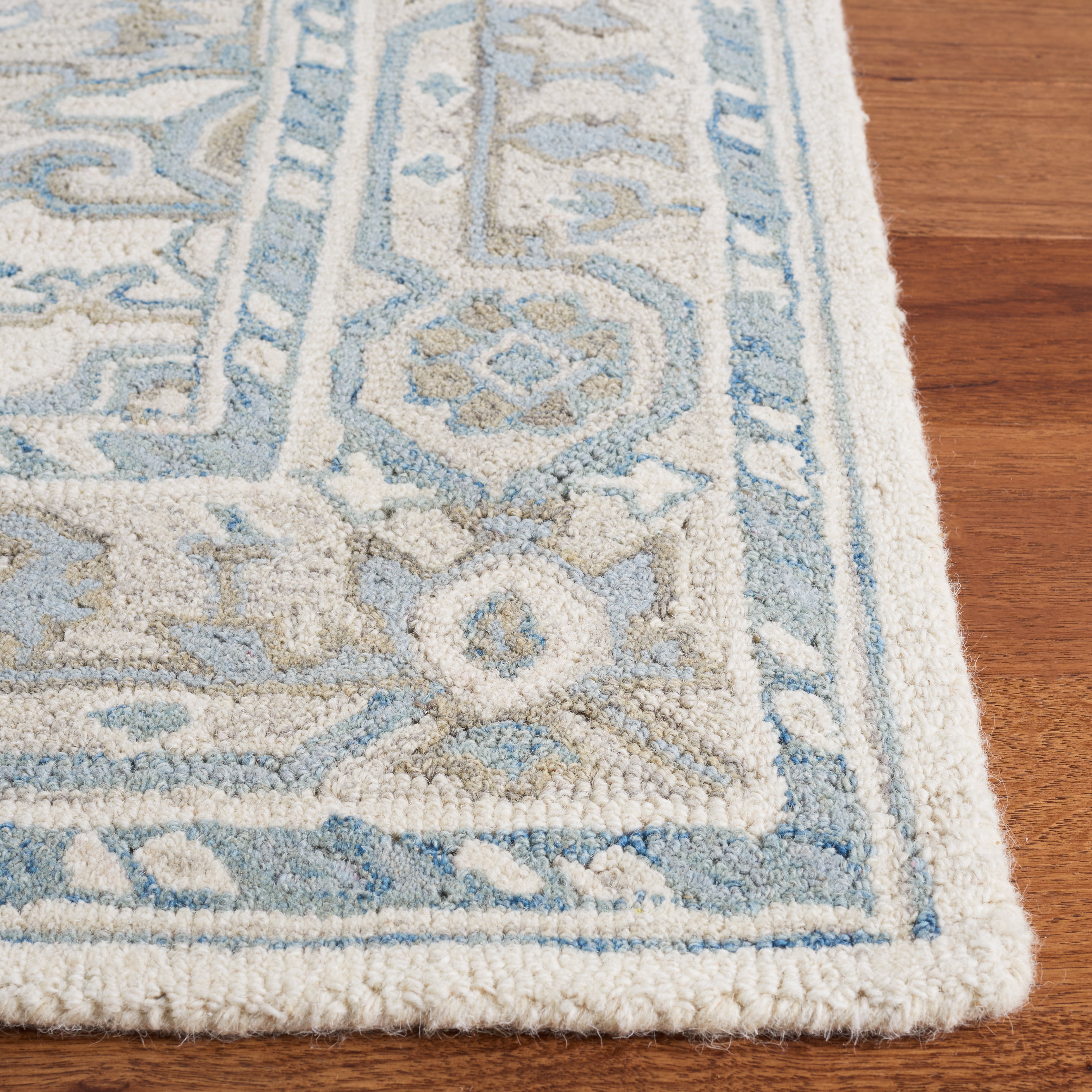Safavieh Metro Bevis Medallion Area Rug, Light Blue/Ivory, 3' x 5'