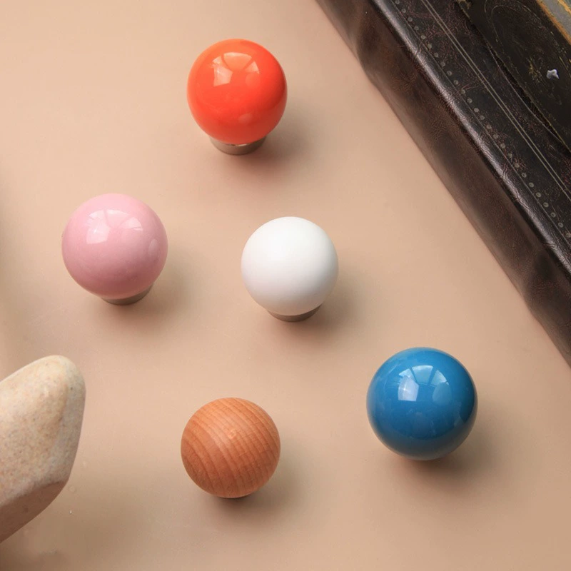 XIHAMA Set of 6 multi-colored magnetic hooks - Creative design - No drilling required - For refrigerator