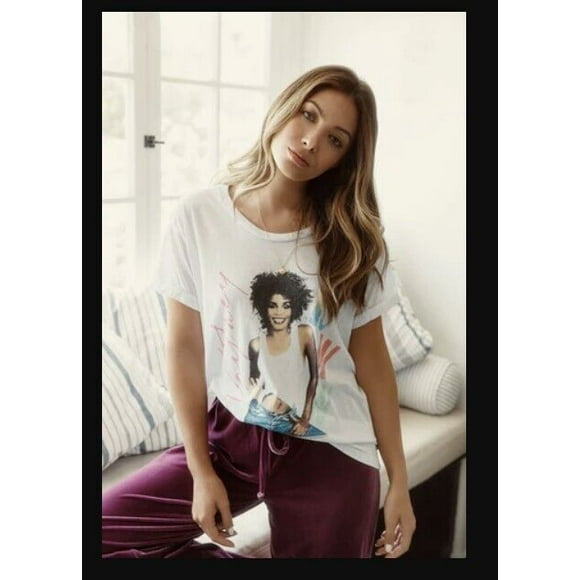 Chaser Whitney Houston Moment of Truth Tee ( XS )