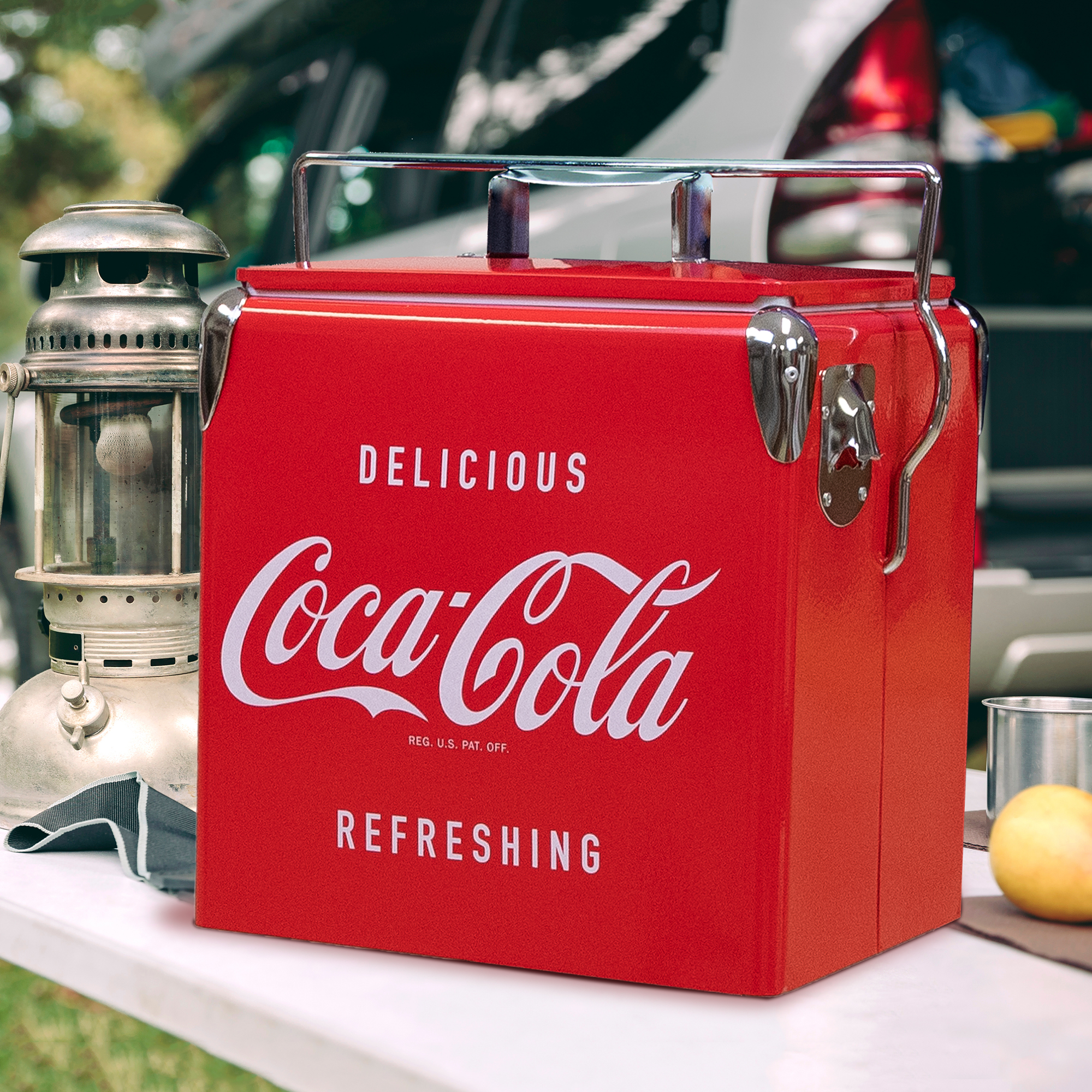 Coca-Cola Retro Portable Ice Chest Cooler with Bottle Opener 13L (14 qt), 18 Can Capacity, Red Vintage Style Ice Bucket for Camping, Beach, Picnic, RV, BBQs, Tailgating, Fishing - image 5 of 7