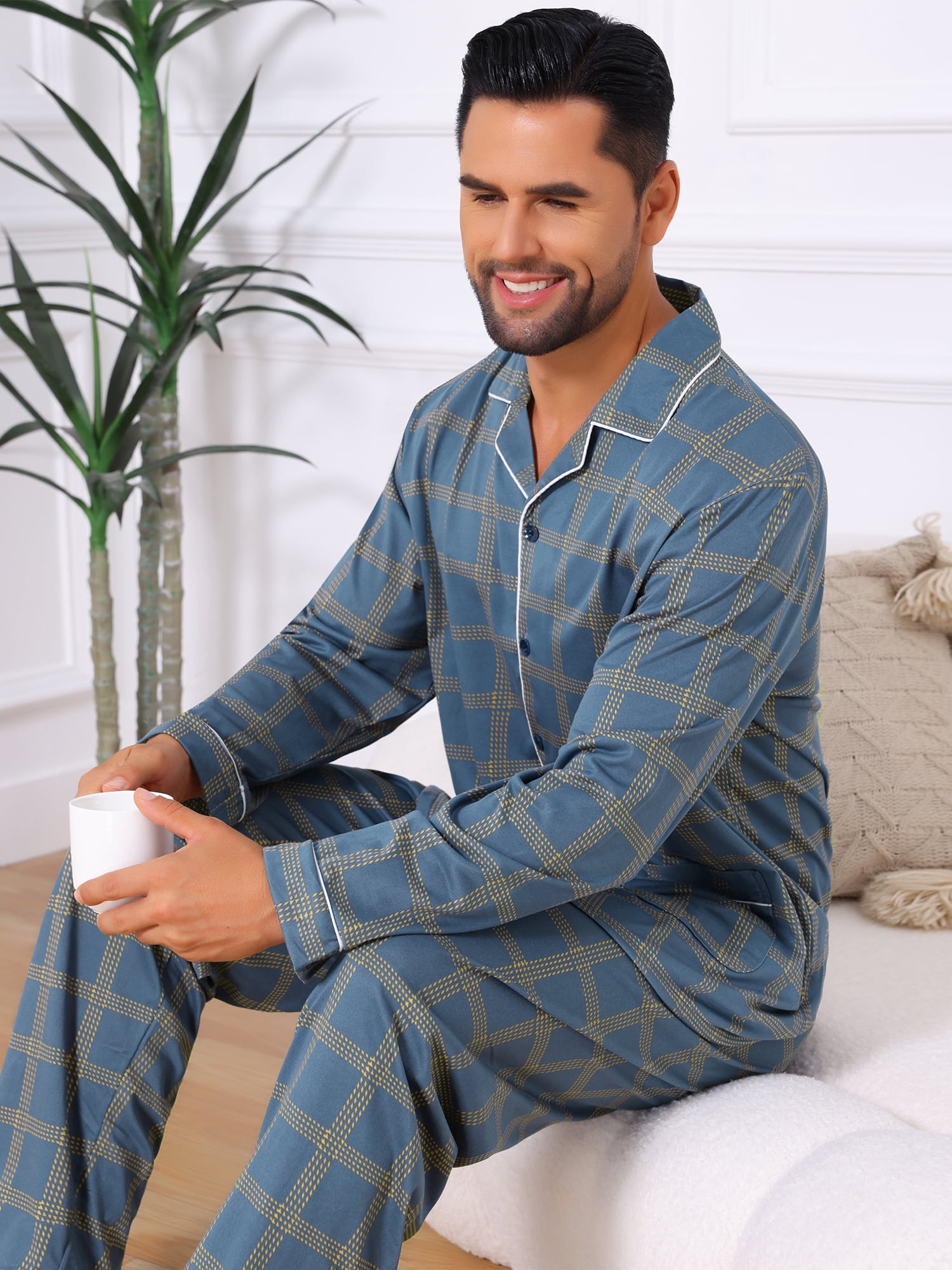 DARING DIVA Men's 2-Piece Long Sleeve Button Down Pocket Pajamas Set S Blue Yellow