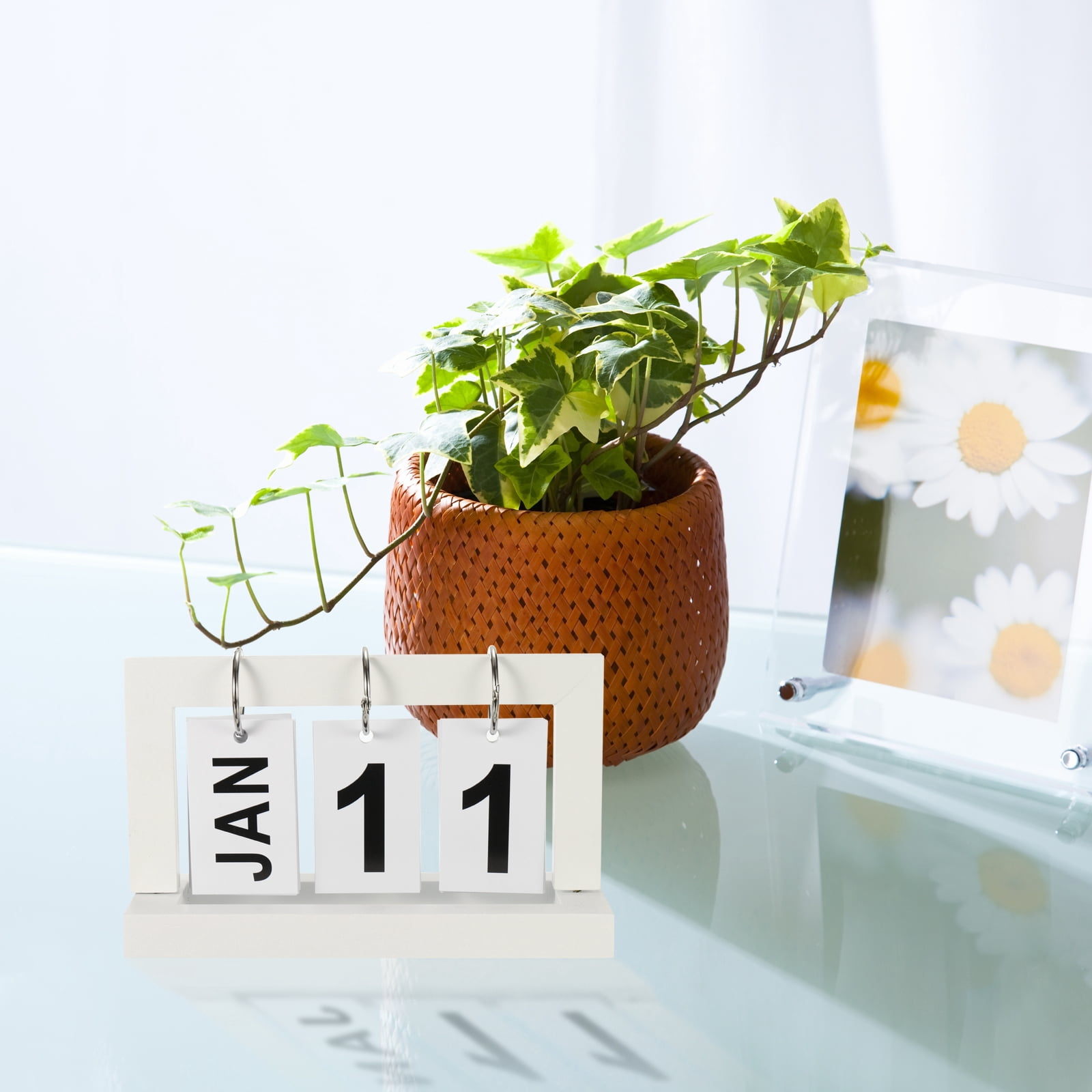 Unique Bargains Vintage Wood Perpetual Calendar for Desk Office Home Decoration White