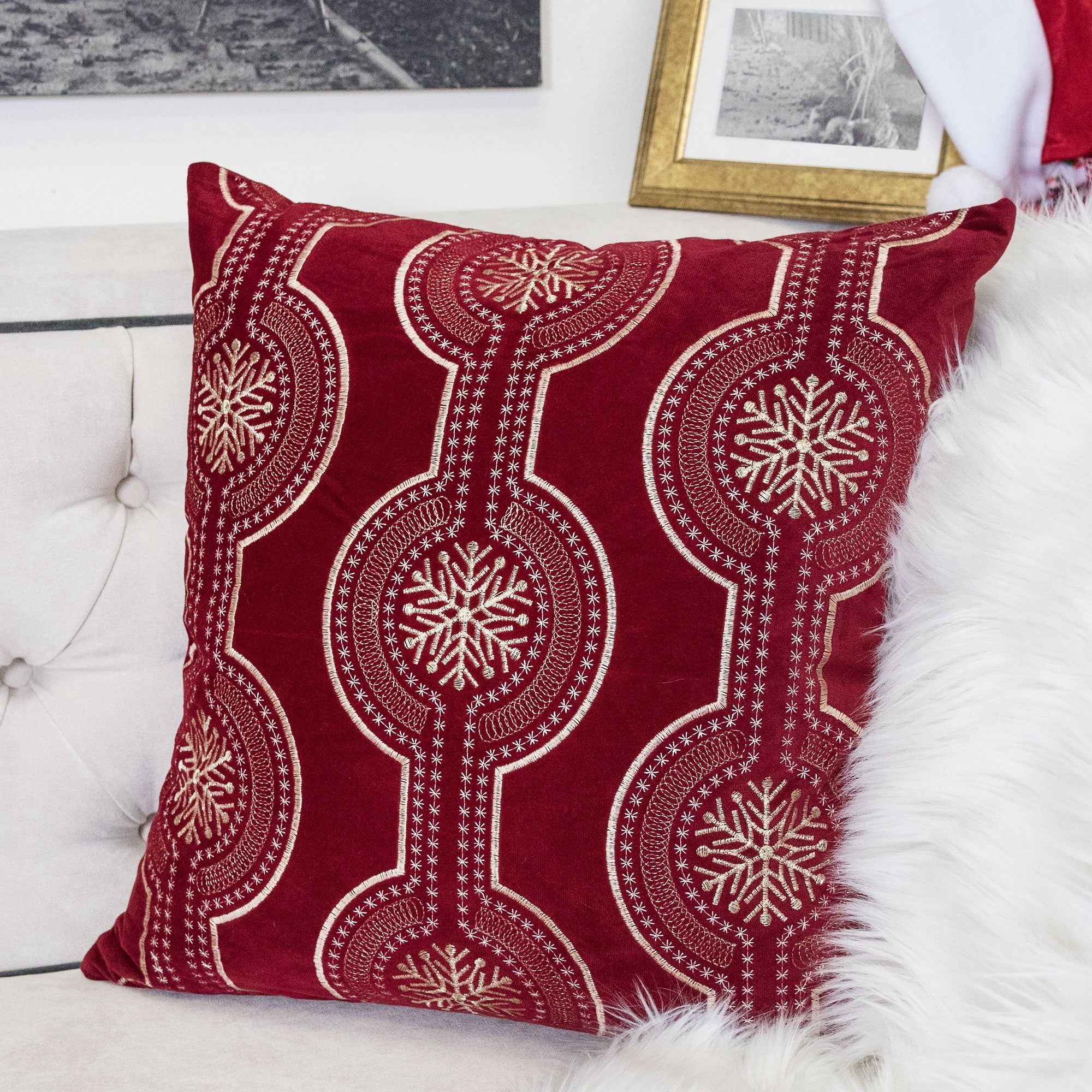 Snowflake Red Geometric Polyester 20 in. x 20 in. Throw Pillow