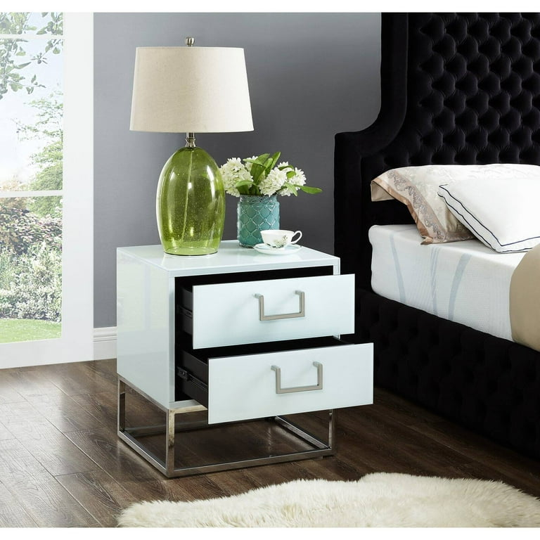 Meridian Furniture Gold Black Nova Side Table Meridian Furniture Gold Black Nova Side Table