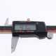 thumbnail image 3 of Calibrador digital de 6 pulgadas / 150 mm Calibre Vernier electrónico de material acero inoxidable Conversión de pulgadas / métricas / fracciones kusrkot Calibrador a vernier digital, 3 of 8