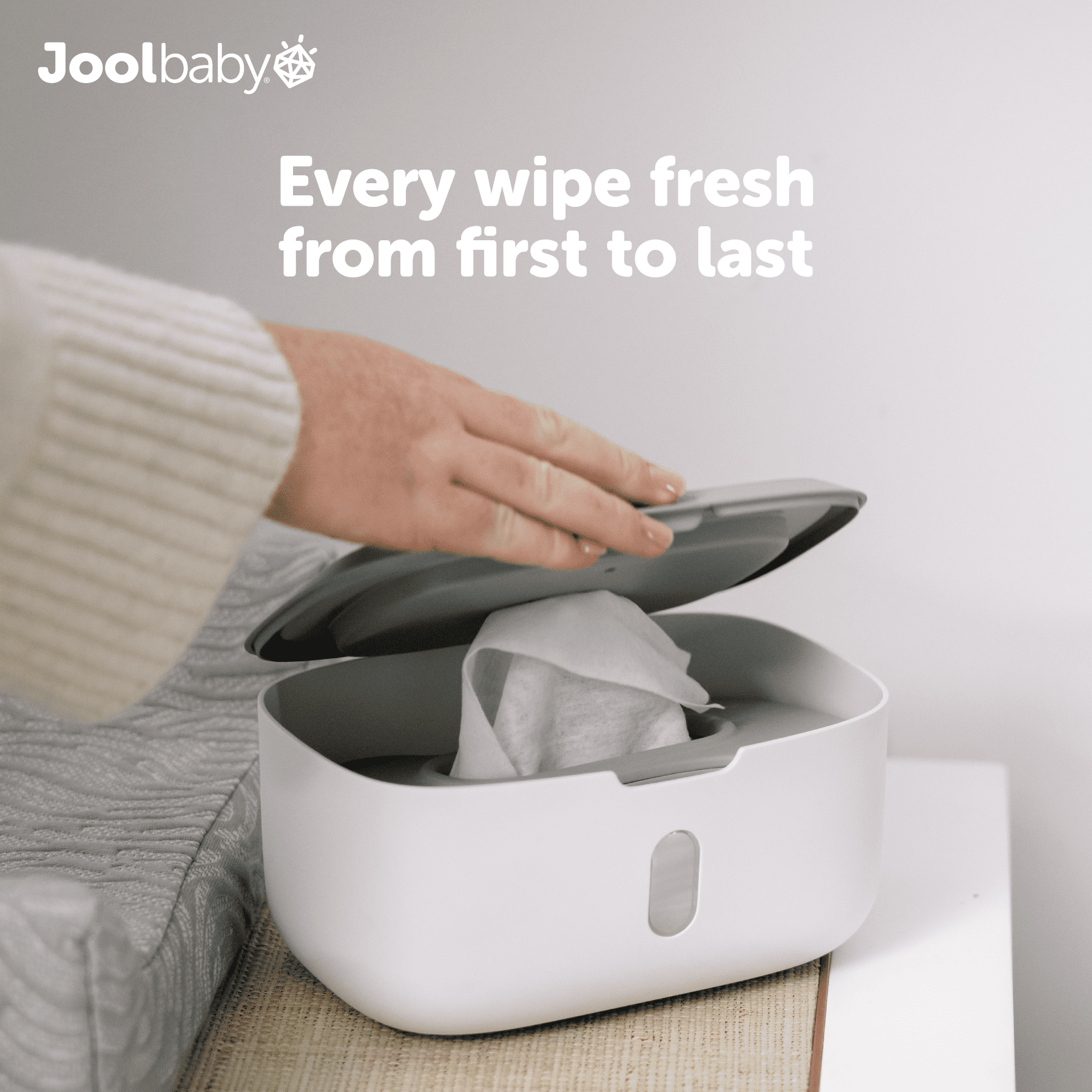 Jool Baby Wipes Dispenser with Built-in Nightlight (Gray)