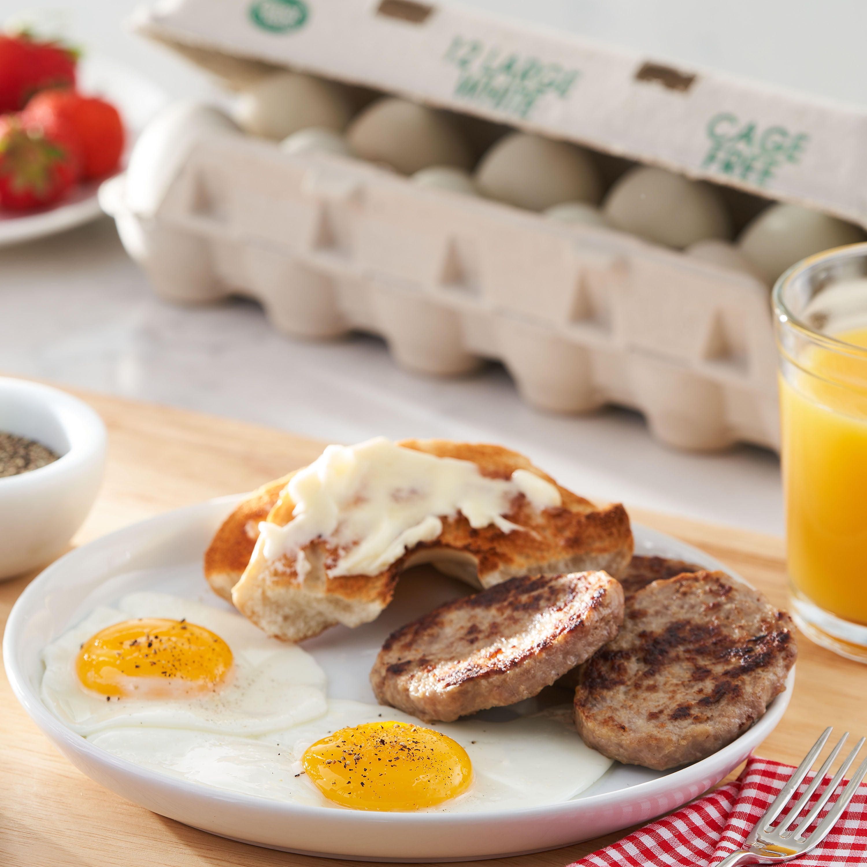 Great Value Cage-Free Large White Eggs, 12 Count