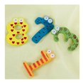 thumbnail image 5 of Imán de madera para nevera para niños, juego de pegatinas magnéticas con números del 0 al 9, alfabeto inglés, 15 piezas Rojo Verde  Cocina, Decoración y Otros, 5 of 5