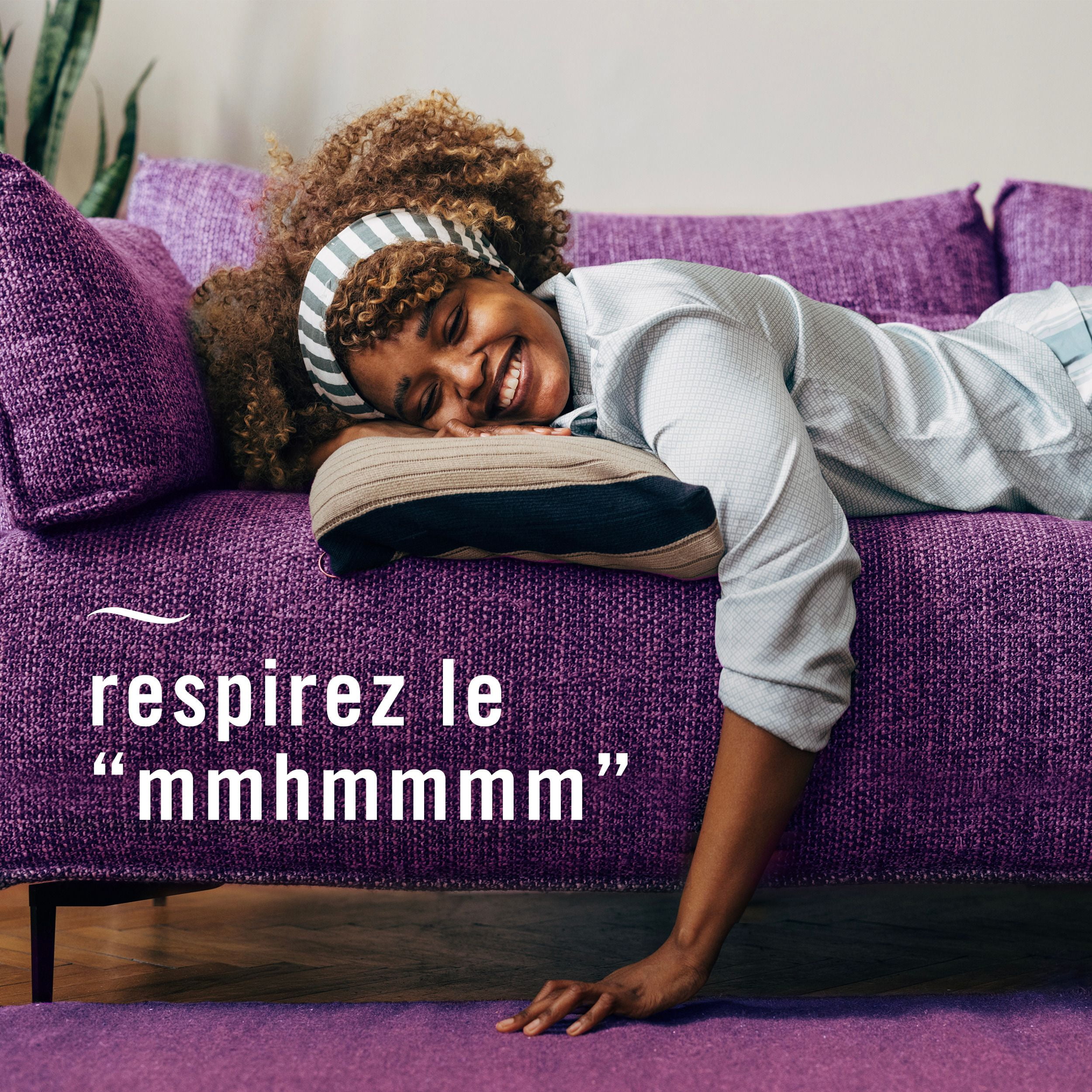 Febreze Fabric Spray Air Freshener, Odor-Fighting Fabric Refresher, Downy Calm Scent, 500 mL