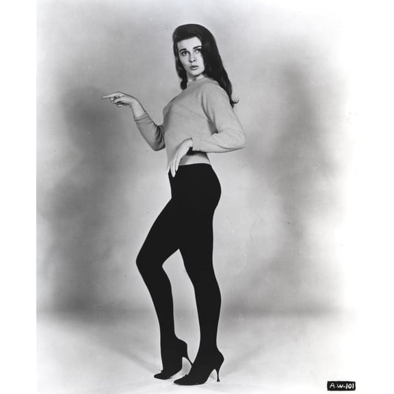 Ann-Margaret pointing Photo Print (8 x 10)