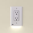 thumbnail image 1 of SnapPower GuideLight Luz nocturna LED para placa de pared, paquete de 3, 1 of 7