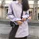 thumbnail image 4 of Camisas Rimocy de color liso para mujer, tallas grandes, con bolsillos y cuello vuelto, primavera-verano, manga larga, botones, 2022, 4 of 6