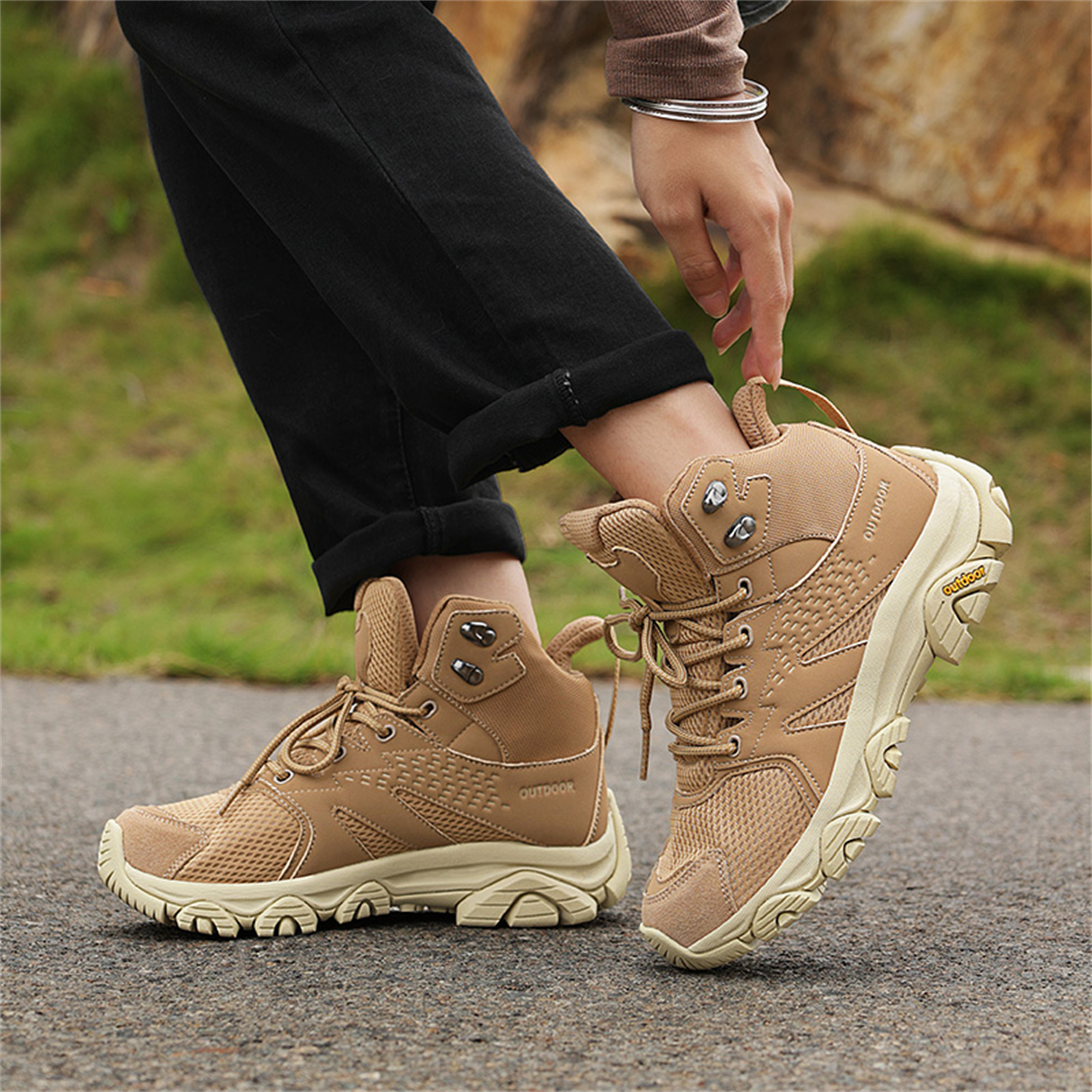 YOURDIARY Womens Mens High-Top Hiking Shoes Outdoor Breathable Anti-Slip Athletic Shoes Trekking Sneakers