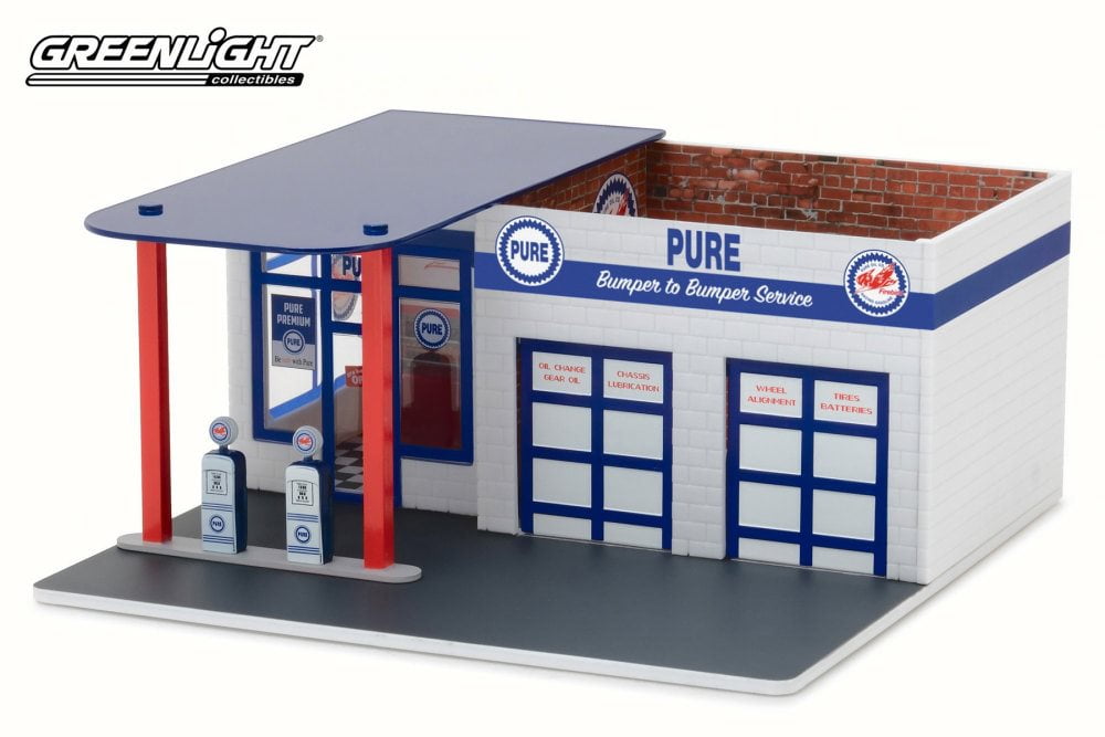 Vintage Gas Station Pure Oil, Greenlight 57031 1/64 Scale Diecast Model Toy Car