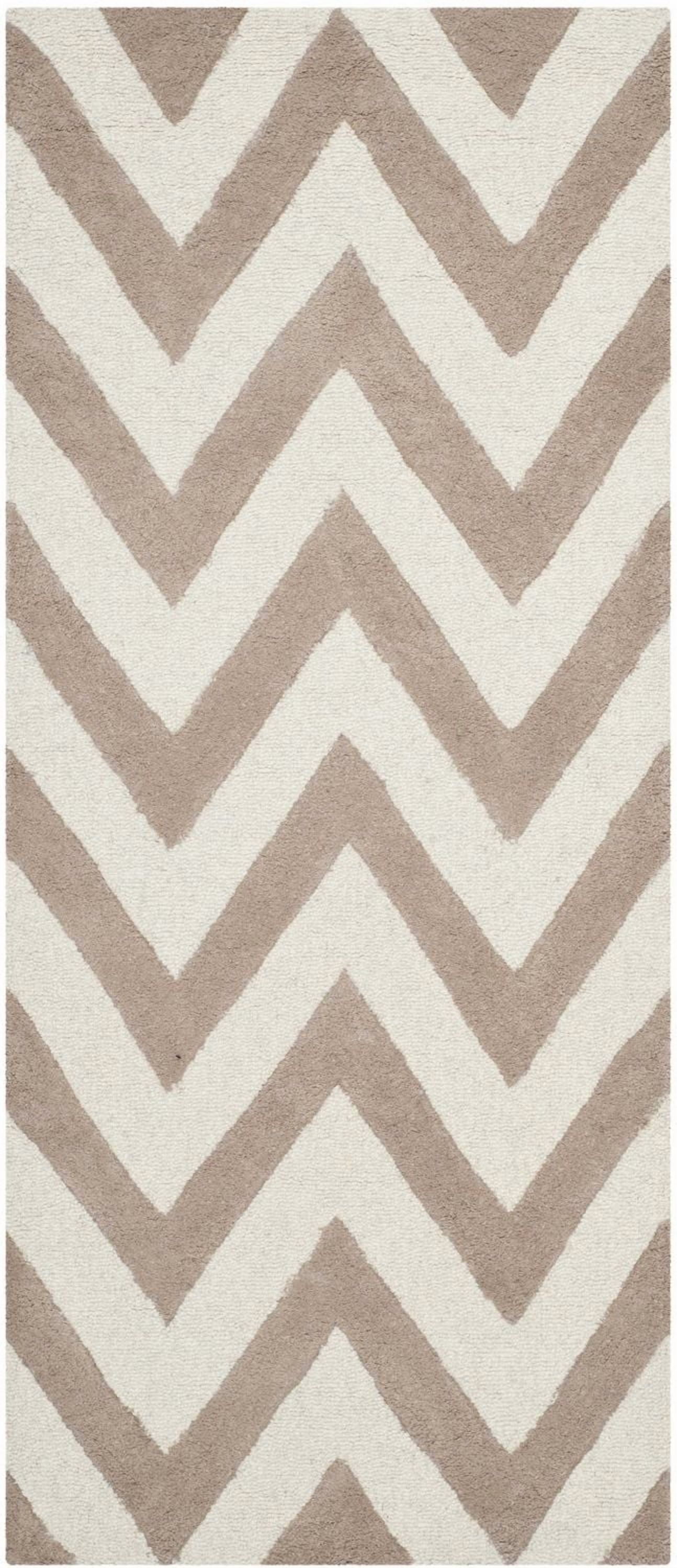 Safavieh Cambridge Kaitlyn Tapis Chevron
