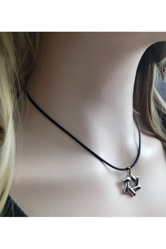 Ladies Jewish Star of David Stainless Steel Pendant String Necklace 18"