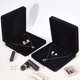 thumbnail image 5 of Juego de 2 cajas de joyería de terciopelo negro, cuadradas, de 19 x 19 x 4 cm, con bandeja organizadora de viaje. Caja de regalo para joyas., 5 of 6