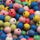 thumbnail image 3 of 100-200 cuentas de madera de colores variados de 8 mm y 10 mm con agujeros, bolas redondas, cuentas espaciadoras sueltas para hacer joyas, accesorios para pulseras DIY, 3 of 5