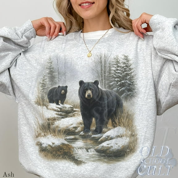 Vintage Black Bear Sweatshirt | Winter Forest Wildlife Pullover