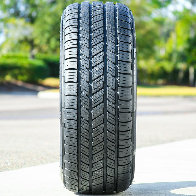 ◆◆SOLD OUT！◆◆　工賃込み☆バリ山215/45R17スタッドレスTOYO☆ある条件で2500円値引き！ Toyo Extensa A/S II 185/65R14 86H All-Season Passenger Tire with