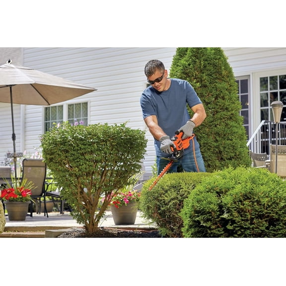 BEHT150 17-Inch Electric Hedge Trimmer
