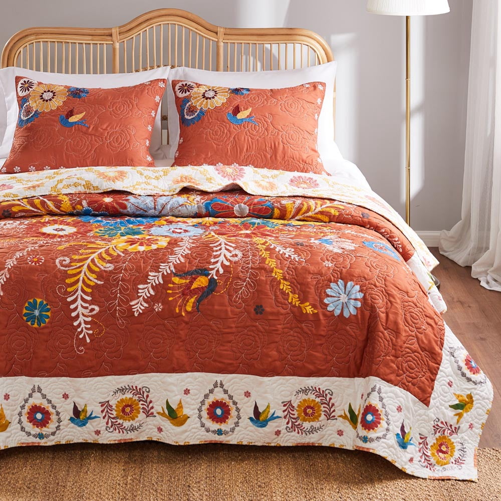 Barefoot Bungalow Topanga Boho Folk Art Quilt Set, Reversible, 3-Piece Full/Queen