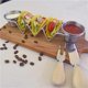 thumbnail image 5 of Soportes de pie mejorados para conchas de tacos: bandeja para tacos de acero inoxidable de primera calidad con 2 tazas para ensalada, capacidad para 3 tacos cada uno, manteniendo las conchas en posici, 5 of 5
