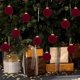 thumbnail image 4 of Adorno Navideño de Terciopelo Oscuro Flocado de 6 Cm para Árbol de Navidad, 12 Unidades, 4 of 7