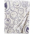 thumbnail image 1 of Manta de felpa Commonwealth Smiley World de 50 x 60 cm, 1 of 4