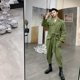 thumbnail image 2 of Algodón Hombres Mono Sólido Manga larga Traje Cuello V Cuello Cargo Pa, 2 of 3