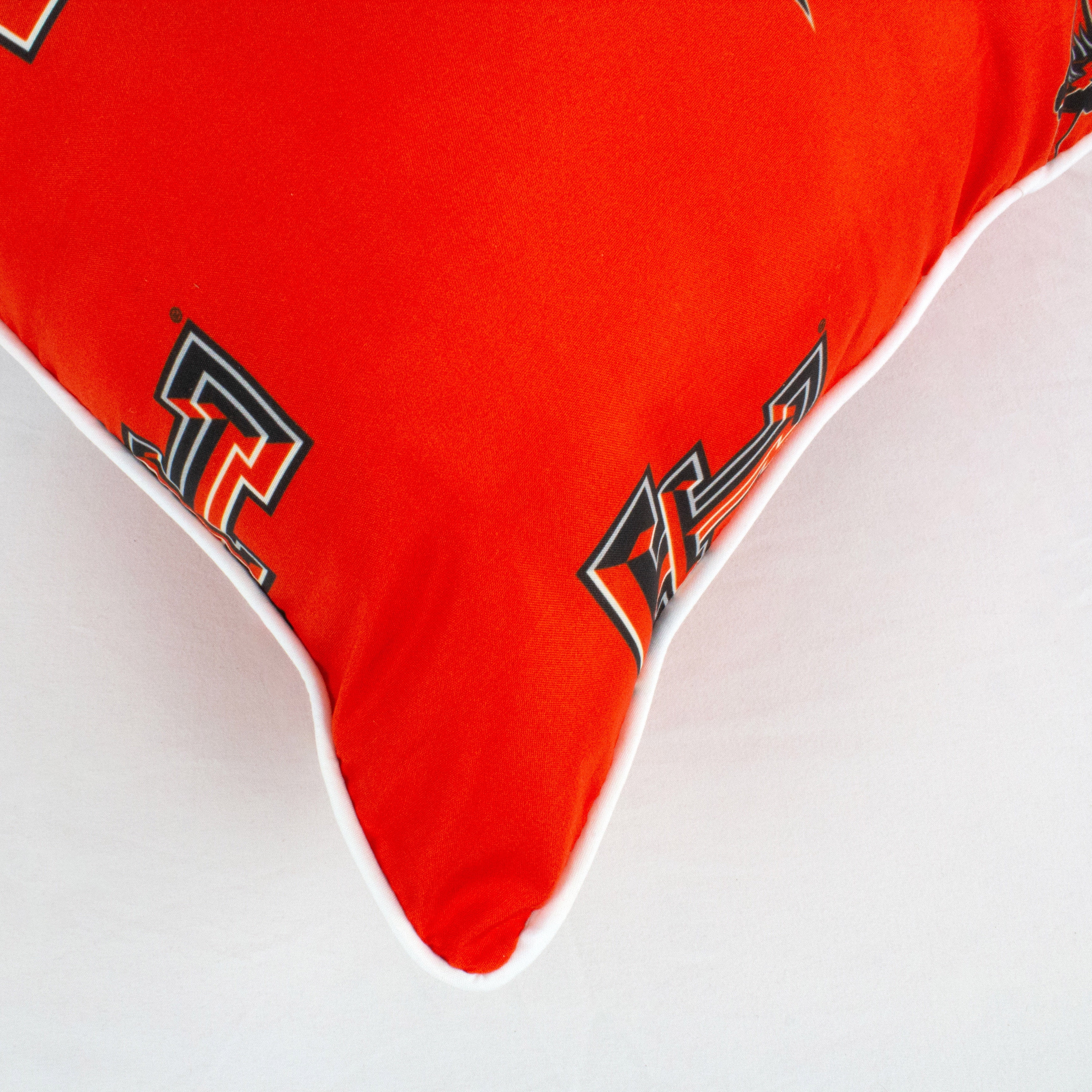 Texas Tech Red Raiders 16" x 16" Decorative Pillow Pair