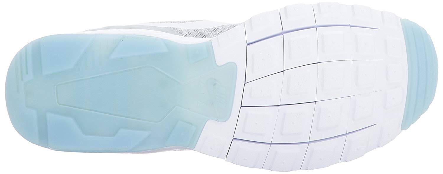 nike air max motion lw women's walking shoe