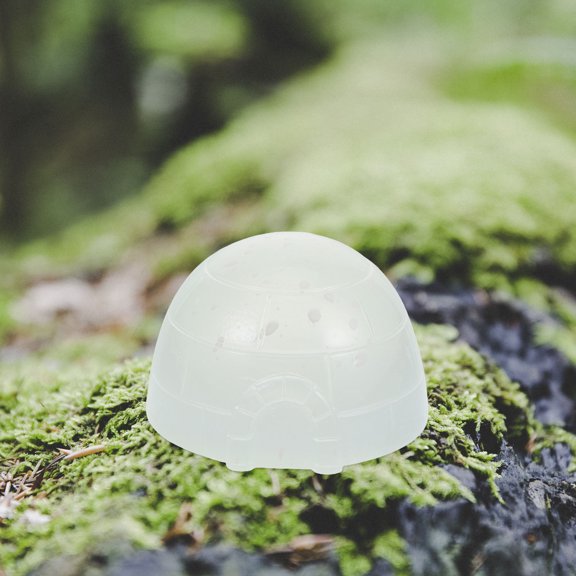 ETEREAUTY 4-Piece Resin Ice House Sculptures with Glow-in-the-Dark Feature for Winter Wonderland Decor and Collectors
