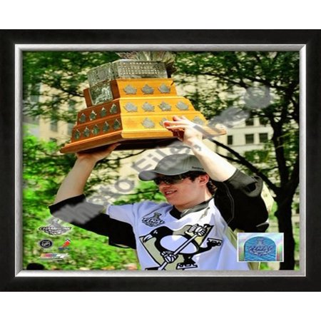 Cup Champion Wall Evgeni Malkin 2009 Stanley Cup Champions Victory P... Framed Photographic Print Wall Art ()
