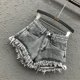 thumbnail image 1 of Pantalones cortos femeninos con borde crudo, corte en A, pantalones cortos vaqueros sexys Spice Girl, novedad de verano 2023, pantalones de pierna ancha a la moda, pantalones calientes para mujer, 1 of 5
