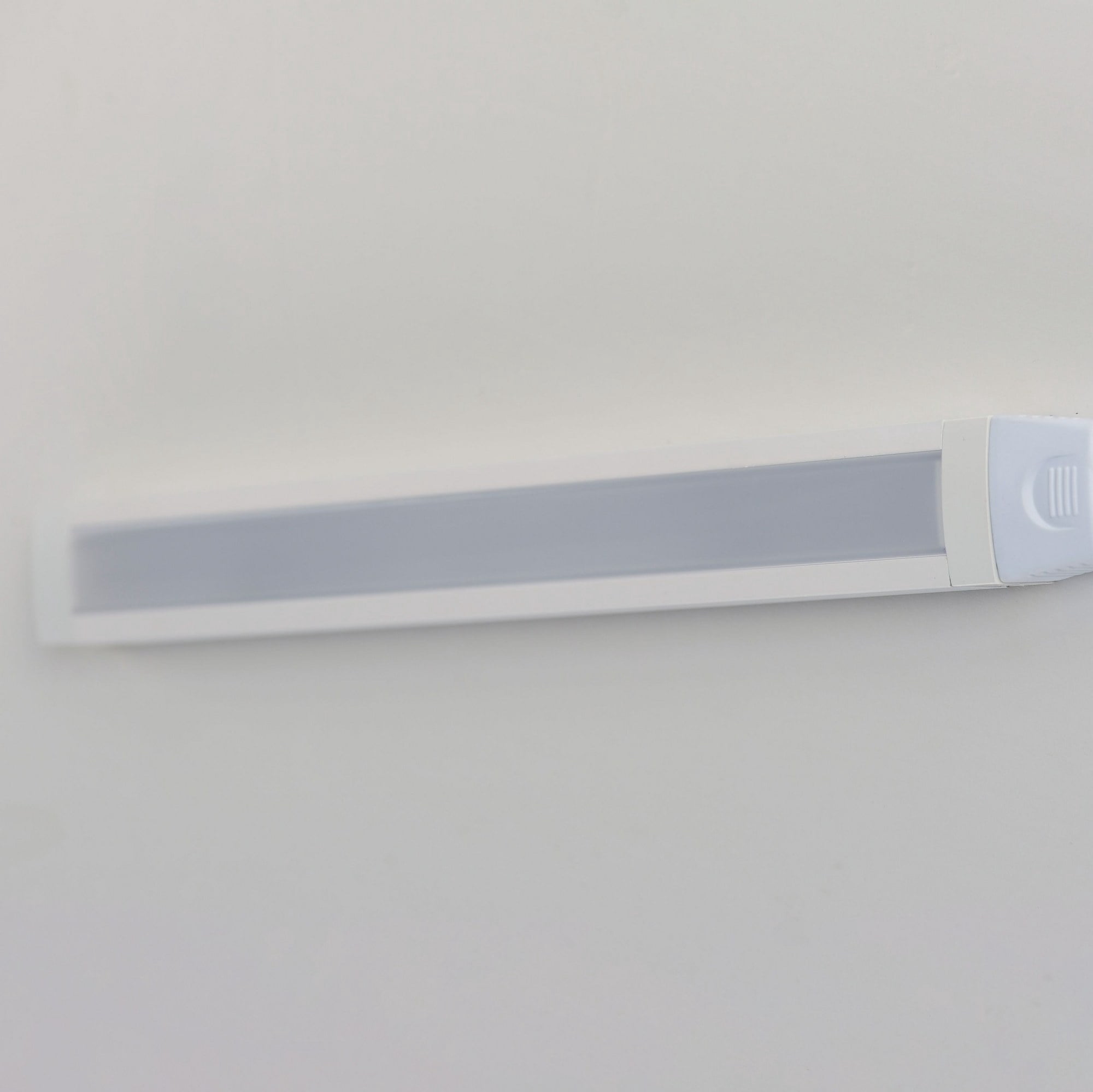 88951WT-Maxim Lighting-CounterMax Slim Stick - 6W 1 LED UC White Tunable-12 Inches Length and 1.5 Inches Wide-White Finish