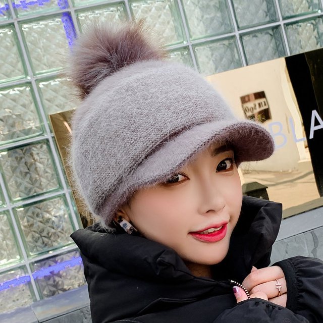 Gorra de béisbol con pelo de conejo para otoño e invierno, bonita gorra de moda para niñas, gorra de punto de color a juego con bolas de cuero