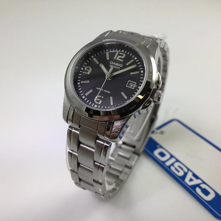 Women s Core LTP1215A 1A Black Stainless Steel Quartz Fashion Watch