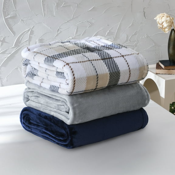 Mainstays Super Soft Plush Blanket, Neutral Plaid, Twin, Adult/Teen