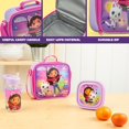 thumbnail image 4 of Set de Bolsa de Almuerzo Infantil Gabby's Dollhouse 3 Piezas, 4 of 6