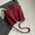thumbnail image 3 of Bolso Tipo Cubo Ante para Mujer Hombro Con Correa Ajustable Y Borla El (vino) Rojo, 3 of 9