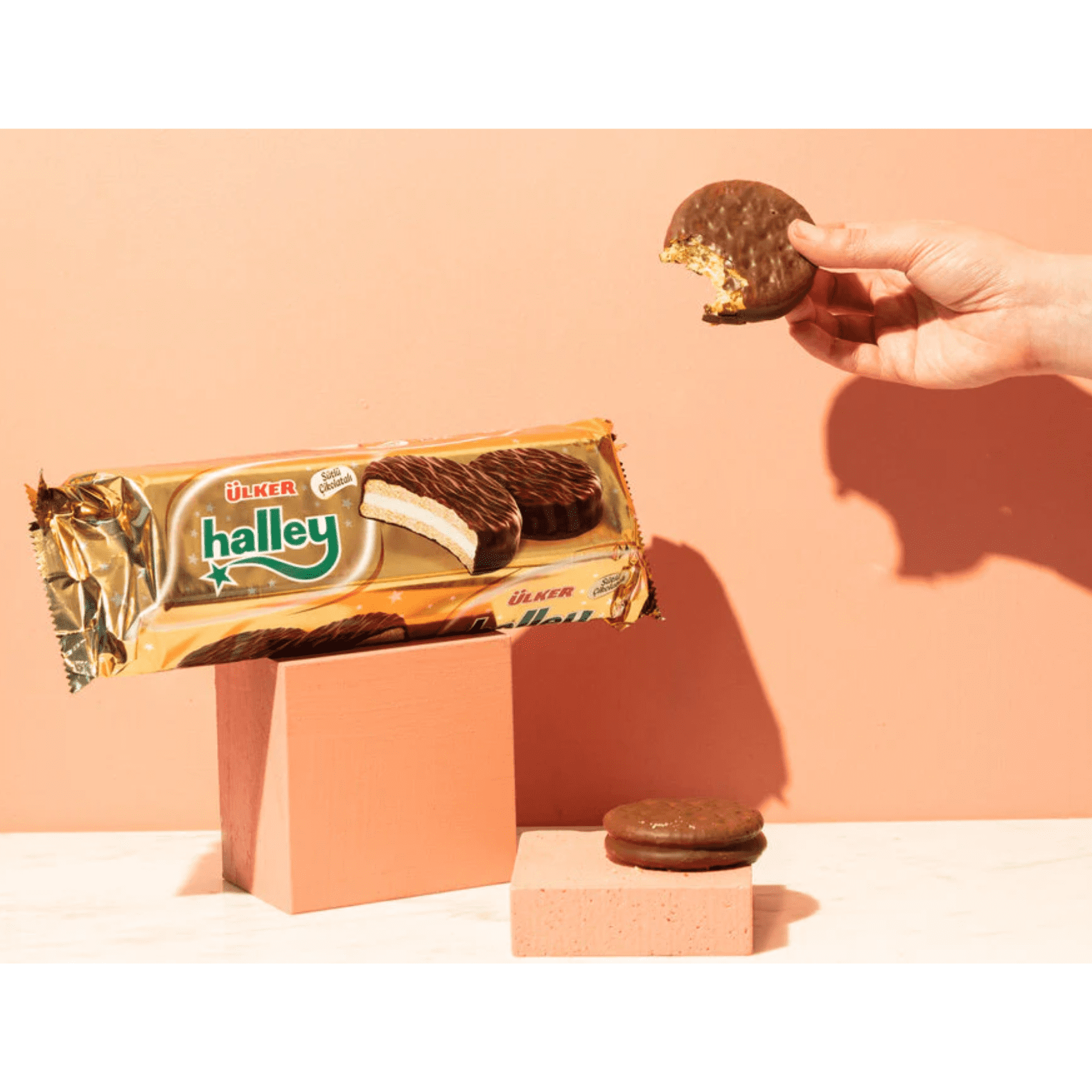 Ziyad Ulker Halley Chocolate Covered Marshmallow Biscuits, 10 Pieces