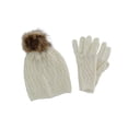 thumbnail image 1 of CTM® Tuque en Tricot avec Pompon et Ensemble de Gants Assortis (Femmes), 1 of 1
