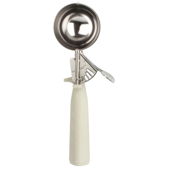 Excellante 3 1/4 oz disher,#10 ivory, triangle handle, comes in each