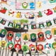 thumbnail image 3 of Inteprter Pancartas de papel de Navidad diseño de escena banderas colgantes decorativas regalo para niños Festival árbol colgante pared centro Kits de decoración para fiestas Tipo3, 3 of 6