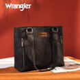 thumbnail image 2 of Bolso de mano Wrangler WG78-G8317BK para mujer tipo cuero, 2 of 6