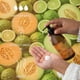 thumbnail image 4 of Crema Para el Cuerpo Cuerpo Melon Glow Melón Bergamota 250g, 4 of 5